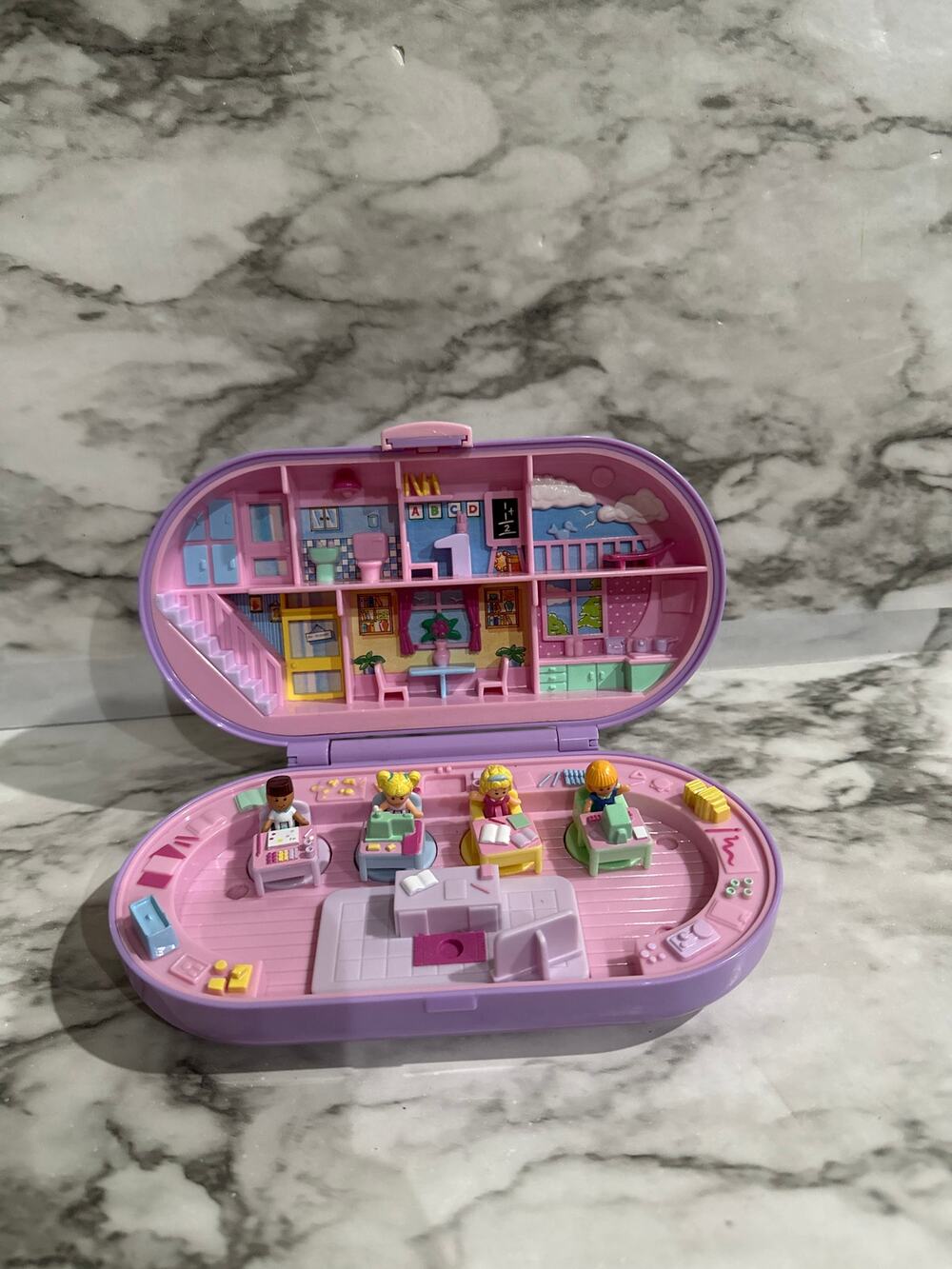 1992 Bluebird Polly Pocket Stampin’ School